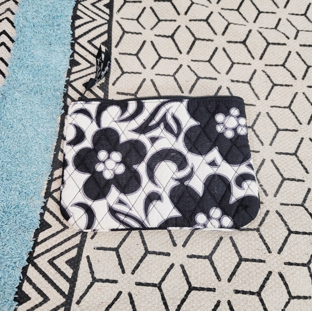 VERA BRADLEY BLACK & WHITE FLORAL POUCH